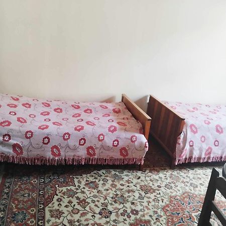 Guest House Tall Rooms Zugdidi Exterior foto